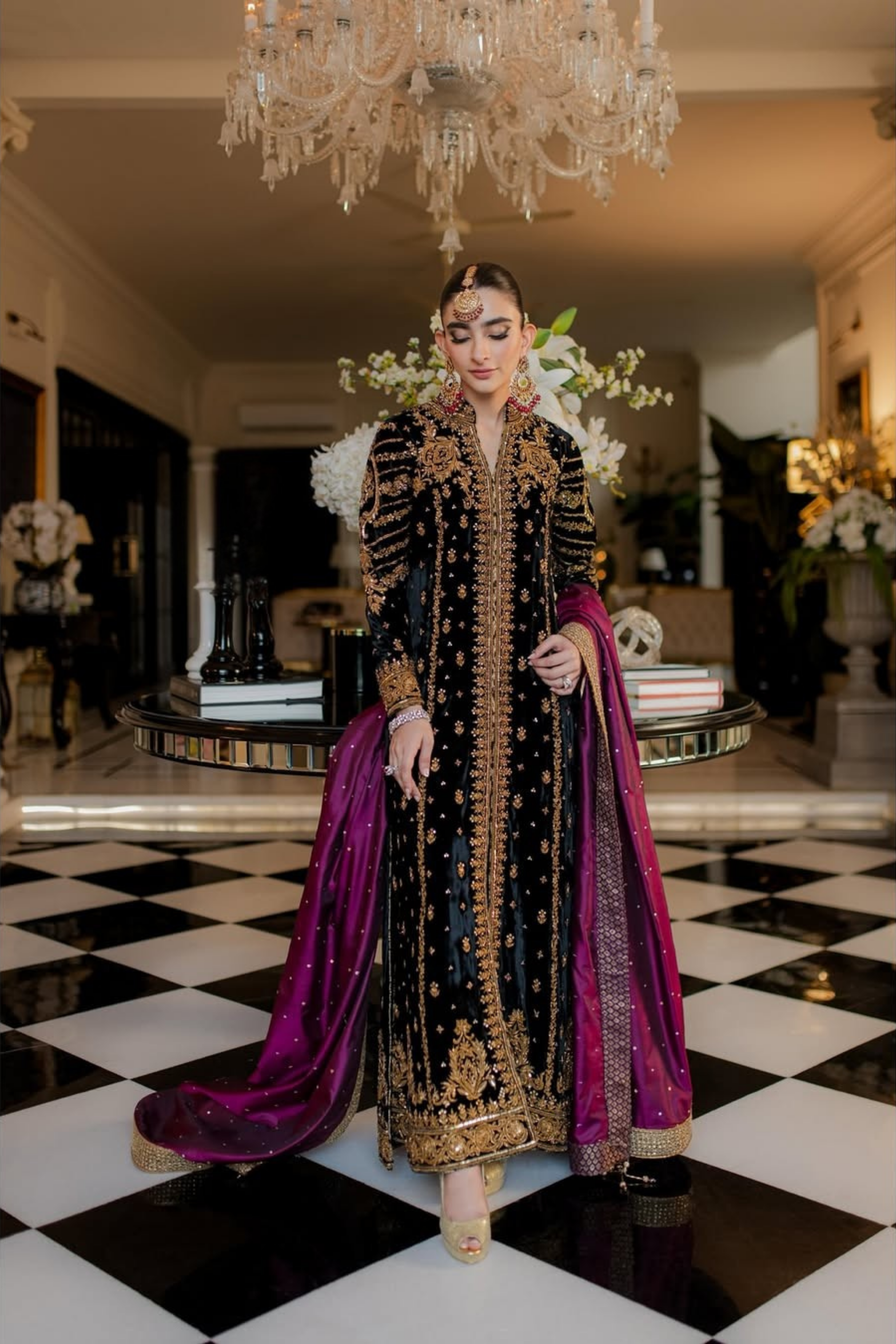 Color, Texture and Silence — The Three Principles of Sophisticated Dressing