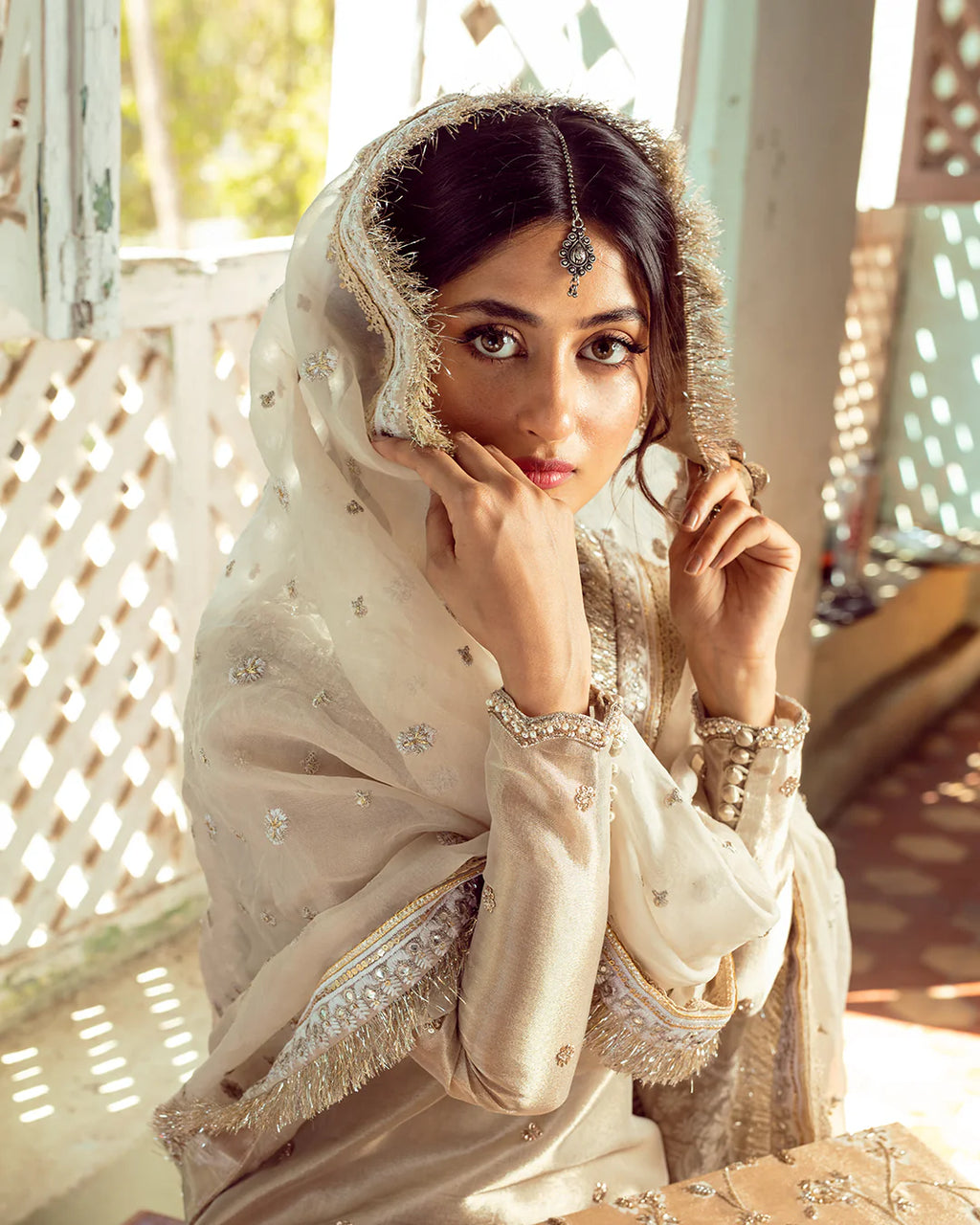 noor-jahan-luxury-pret-embroidered-organza-dupatta-veil-portrait-ayra