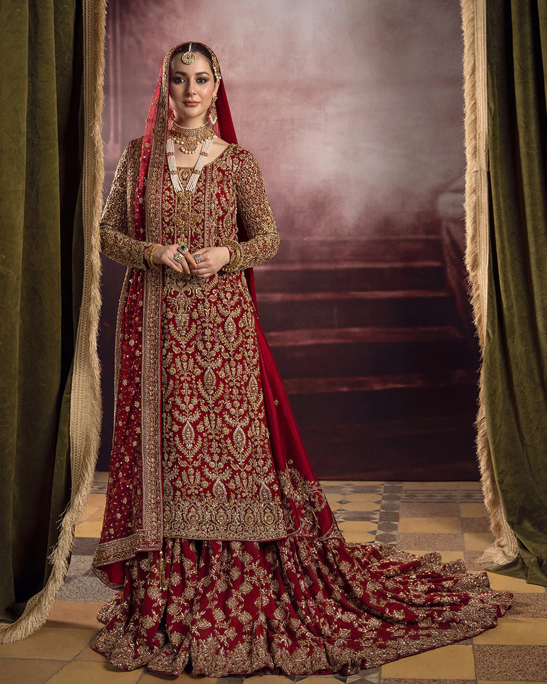 zariya-bright-red-bridal-hand-embellished-chiffon-kameez-and-korean-raw-silk-gharara-ayra