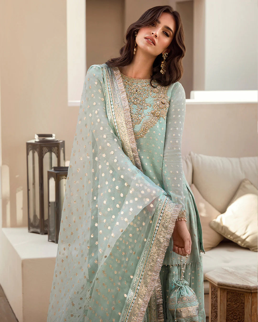 sefana-luxury-formal-karandi-shirt-with-embroidered-organza-dupatta-and-matching-pouch-ayra