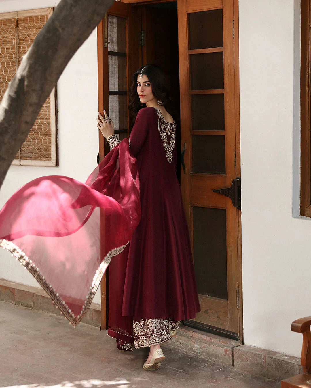 diana-luxury-pret-maroon-silk-shirt-with-tilla-and-resham-embroidered-neckline-ayra