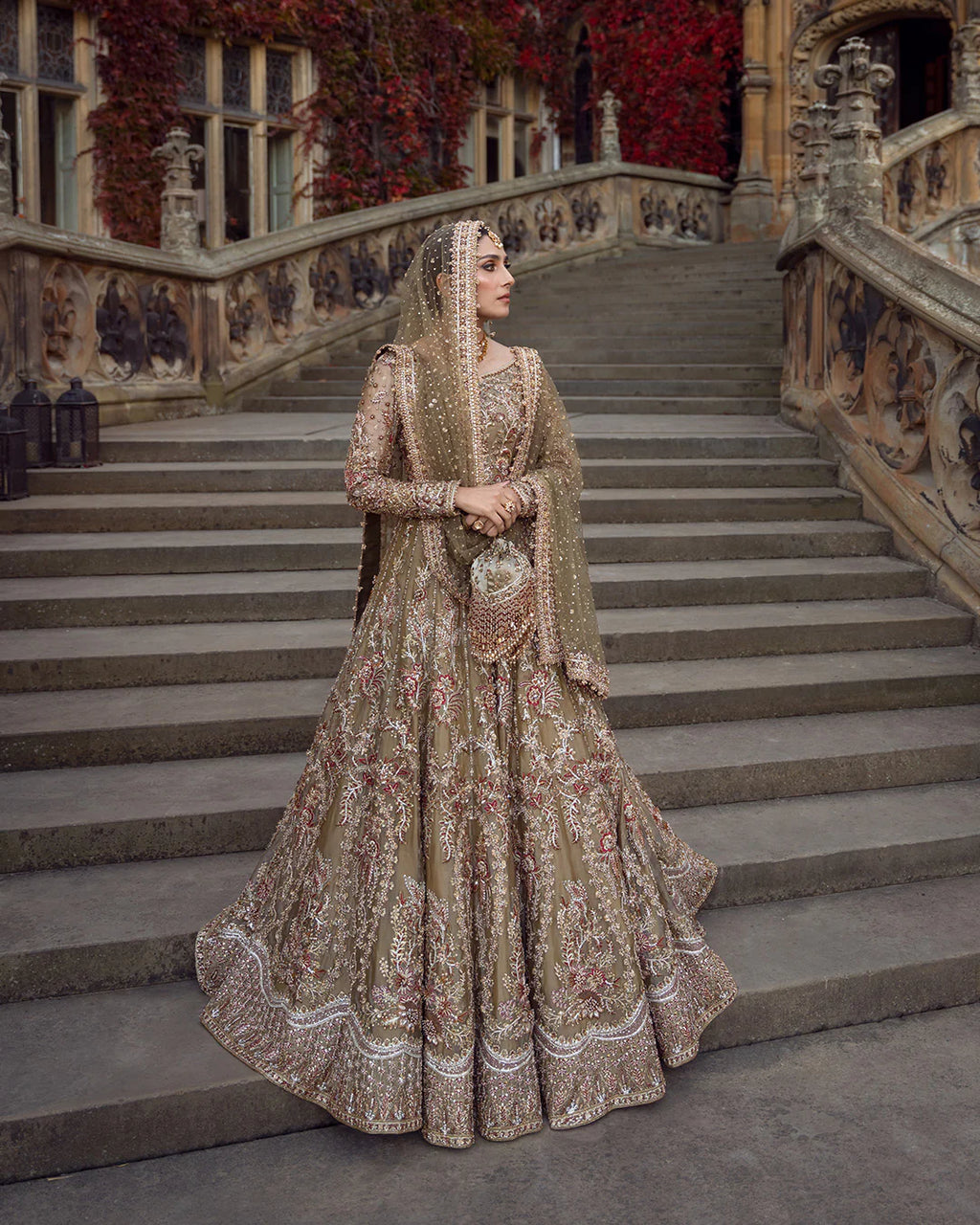 ghina-luxury-bridal-choli-bodice-details-in-premium-gold-chiffon-ayra