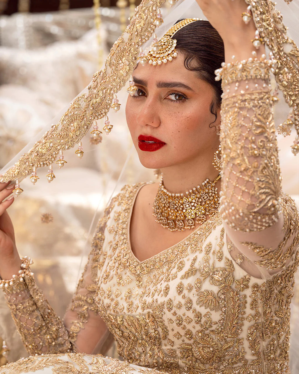 persian-rose-elaborately-decorated-choli-with-dabka-and-tilla-bootis-ayra