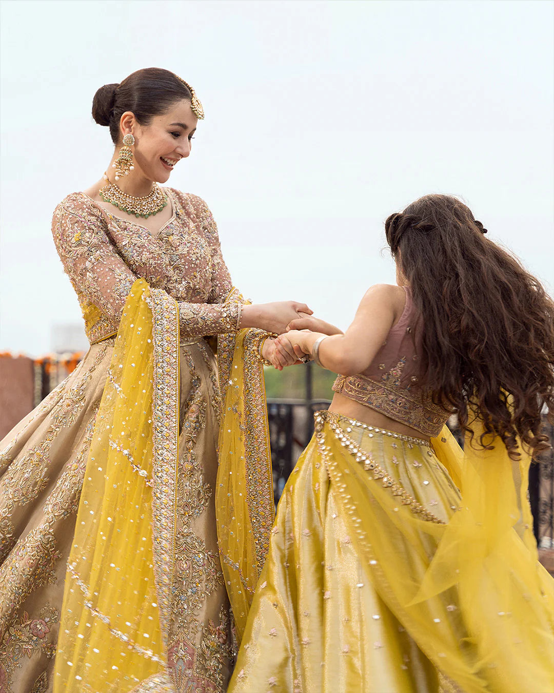 meher-luxury-bridal-lehenga-suite-styled-for-traditional-shendi-and-mehndi-celebrations-ayra