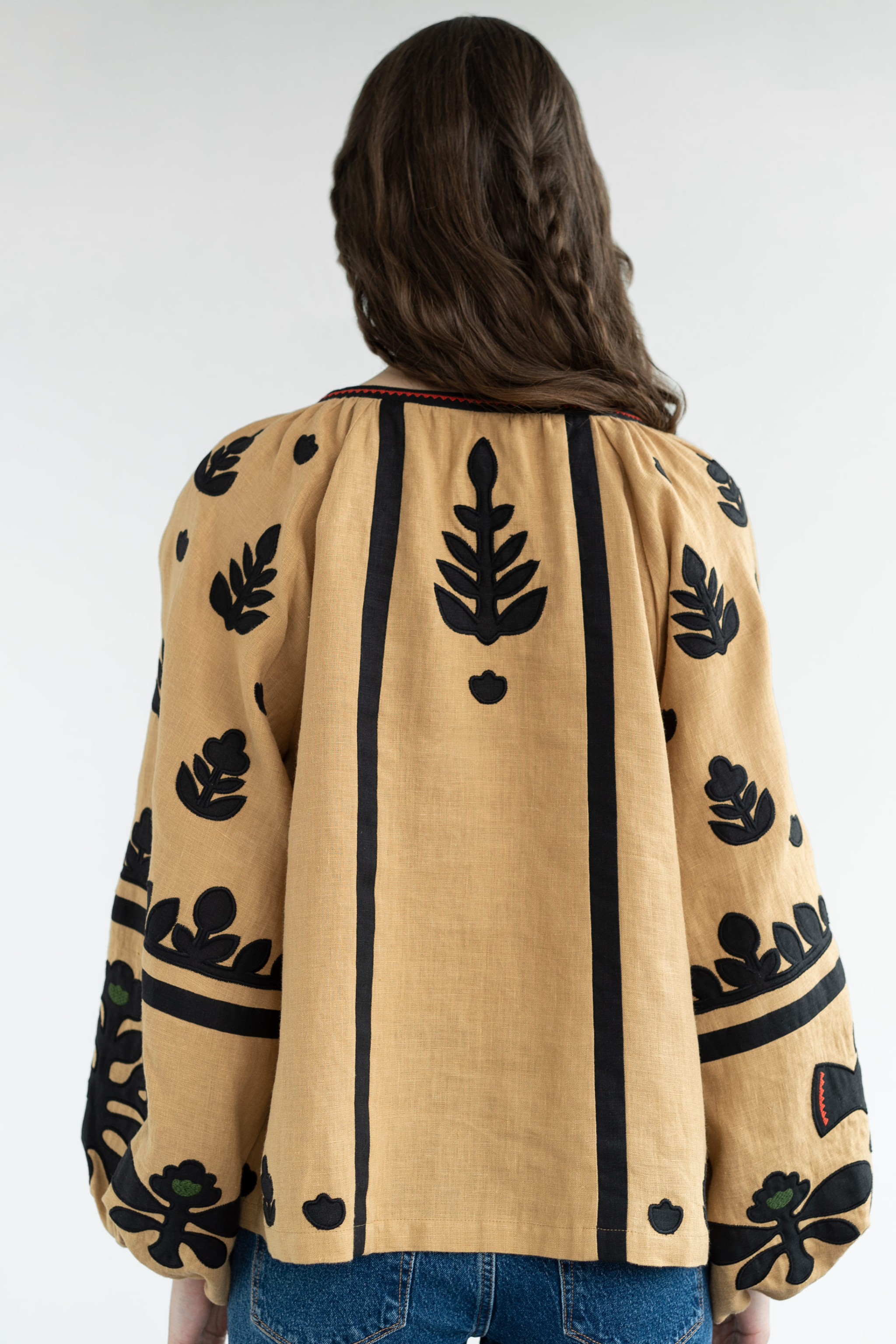 KAHALA - Embroidered Woman Shirt