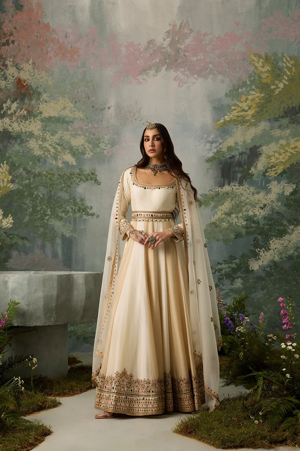 zubeyda-antique-gold-aari-and-zardozi-embroidered-ivory-anarkali-gown-ayra