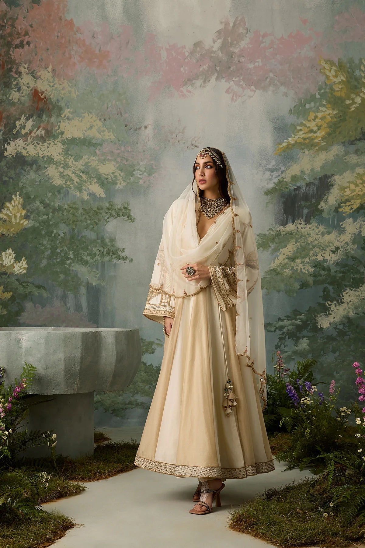 malayka-traditional-comfort-fit-indian-wear-gown-with-sheer-embroidered-veil-ayra