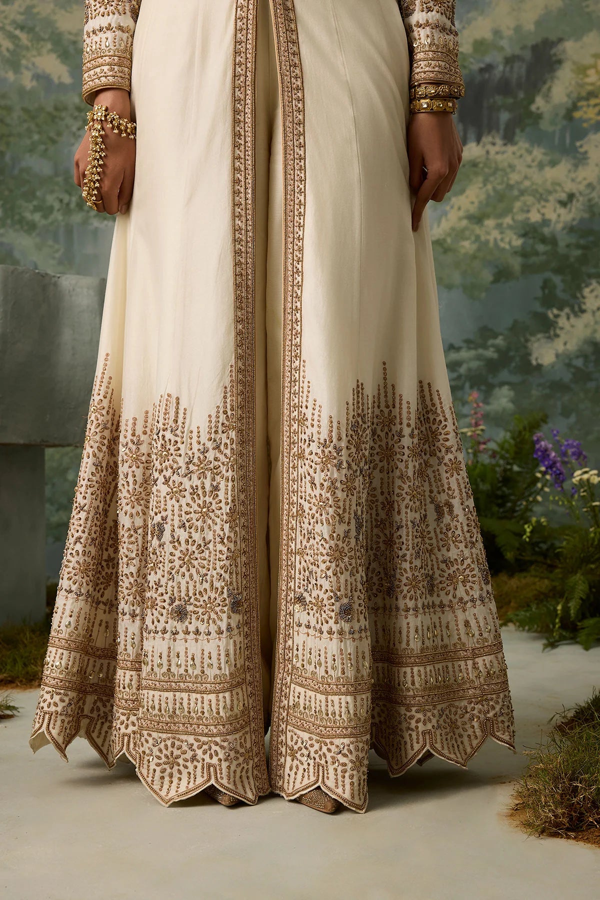 amaya-intricate-gold-zari-beadwork-and-sequins-on-tailored-muslin-sleeves-ayra