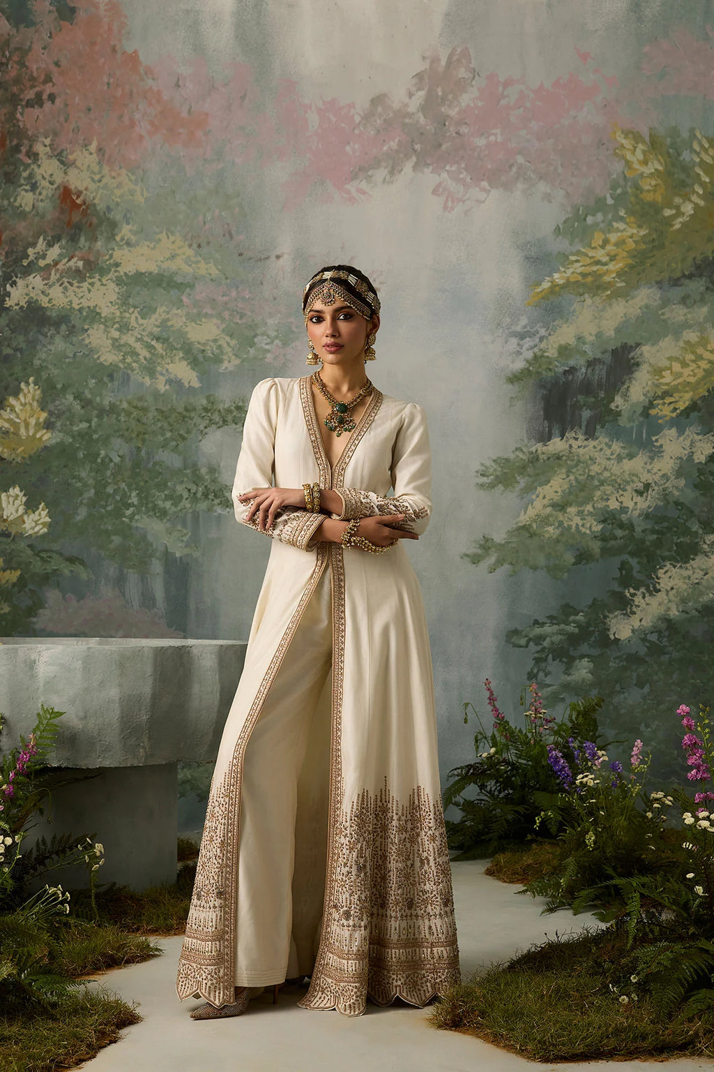amaya-intricate-gold-zari-beadwork-and-sequins-on-tailored-muslin-sleeves-ayra