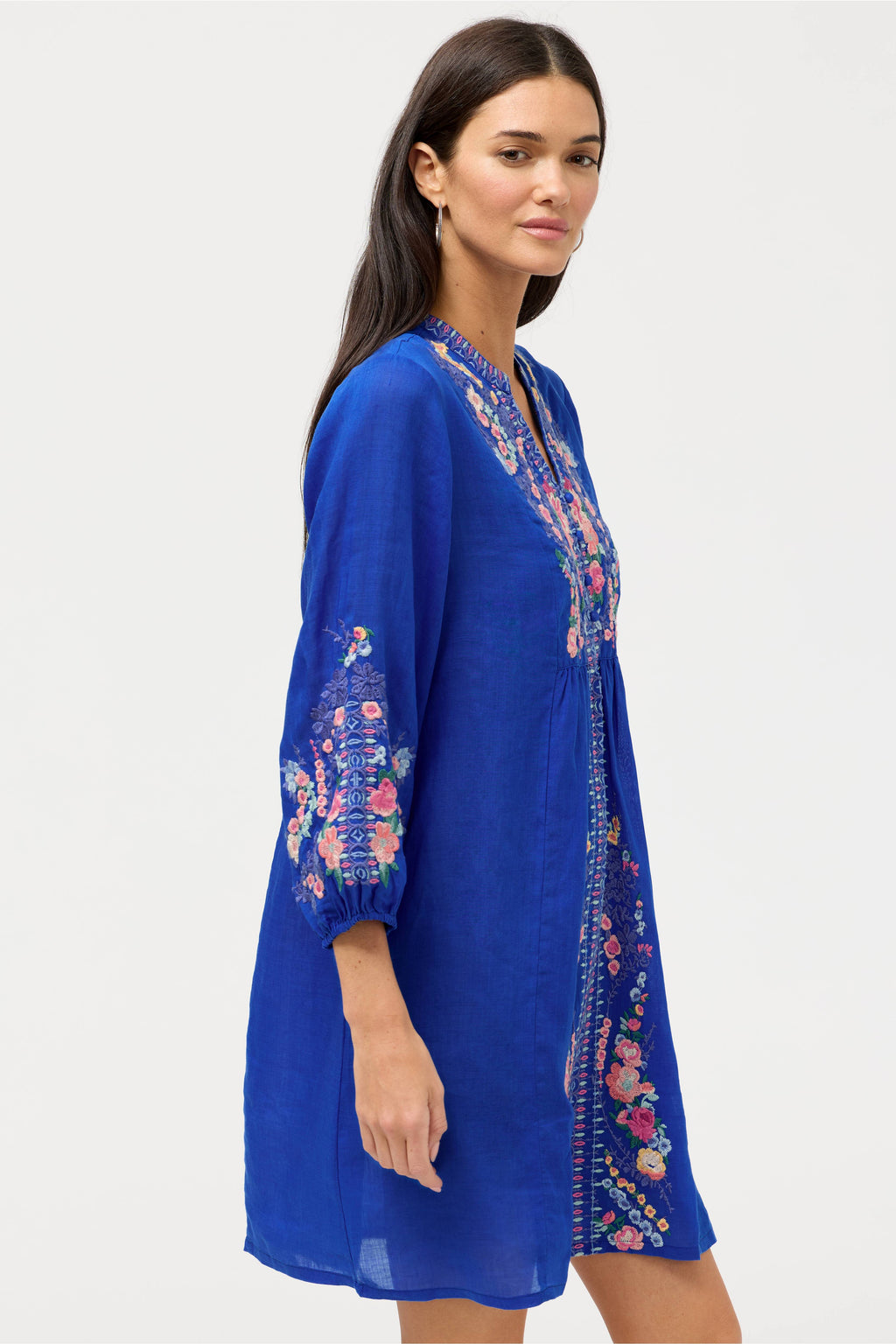 siena-resort-wear-dress-showing-embroidered-3-4-puffed-statement-sleeves-ayra