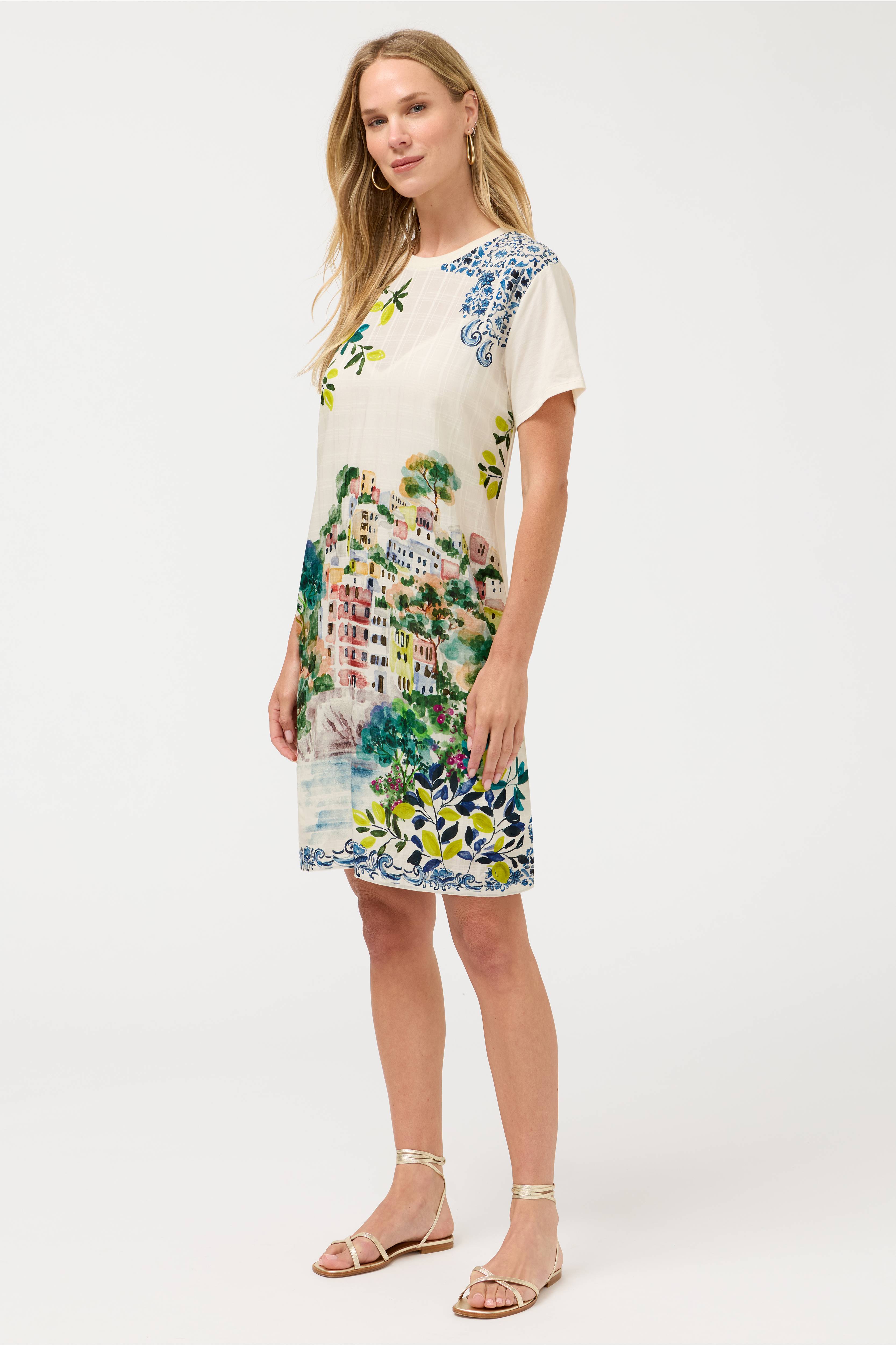 ondora-luxury-resort-wear-dress-showing-painterly-floral-shoulder-details-ayra