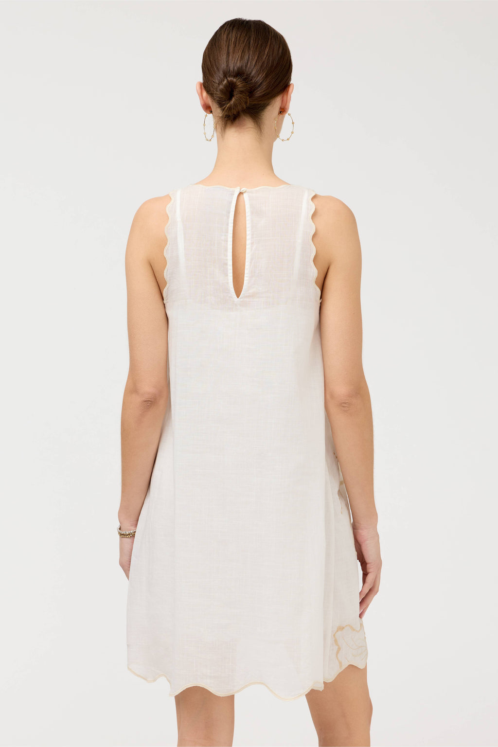rhiannon-scalloped-shoulder-trim-and-discreet-keyhole-back-closure-ayra