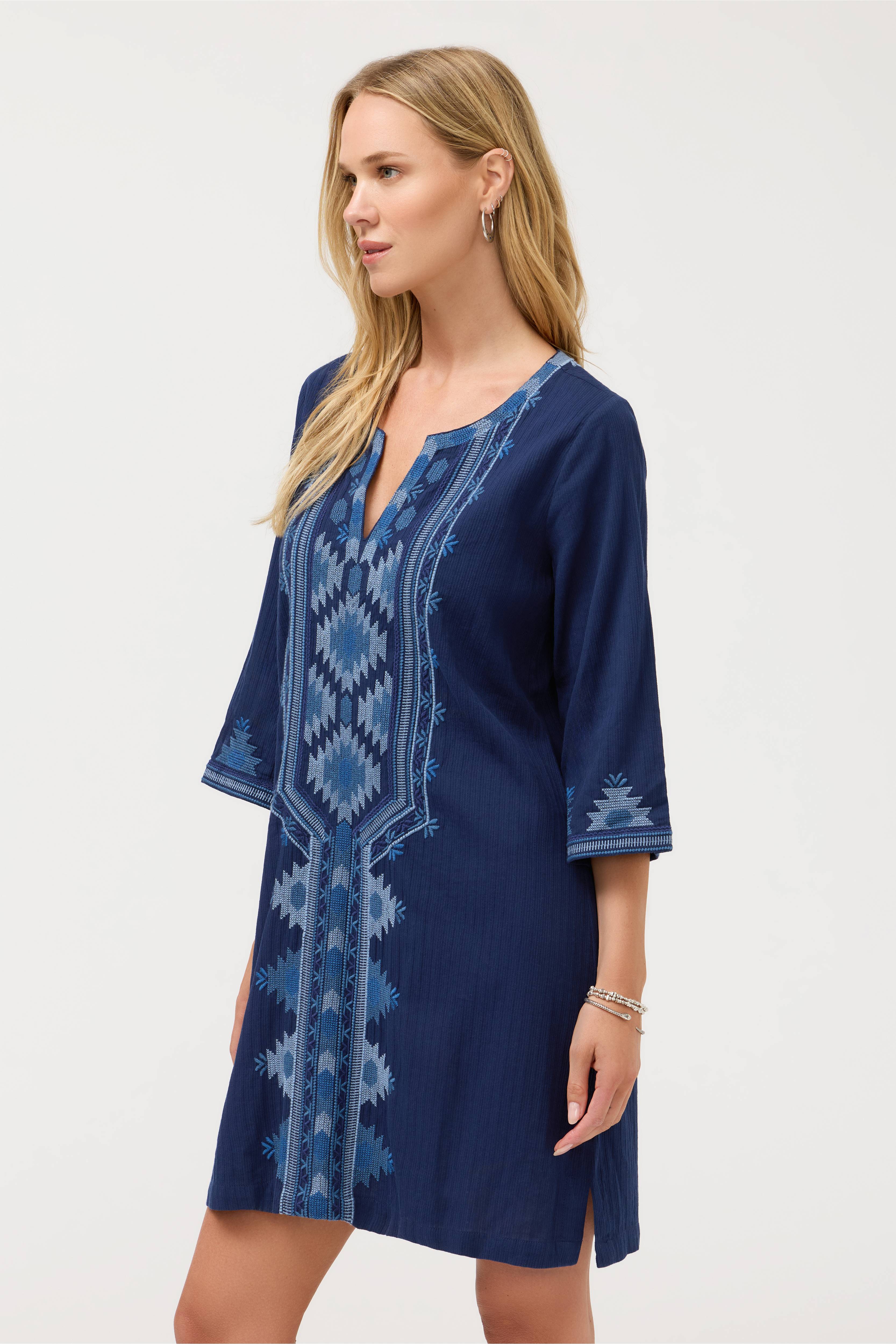 solange-luxury-resort-wear-kaftan-showing-3-4-sleeves-and-side-slits-ayra