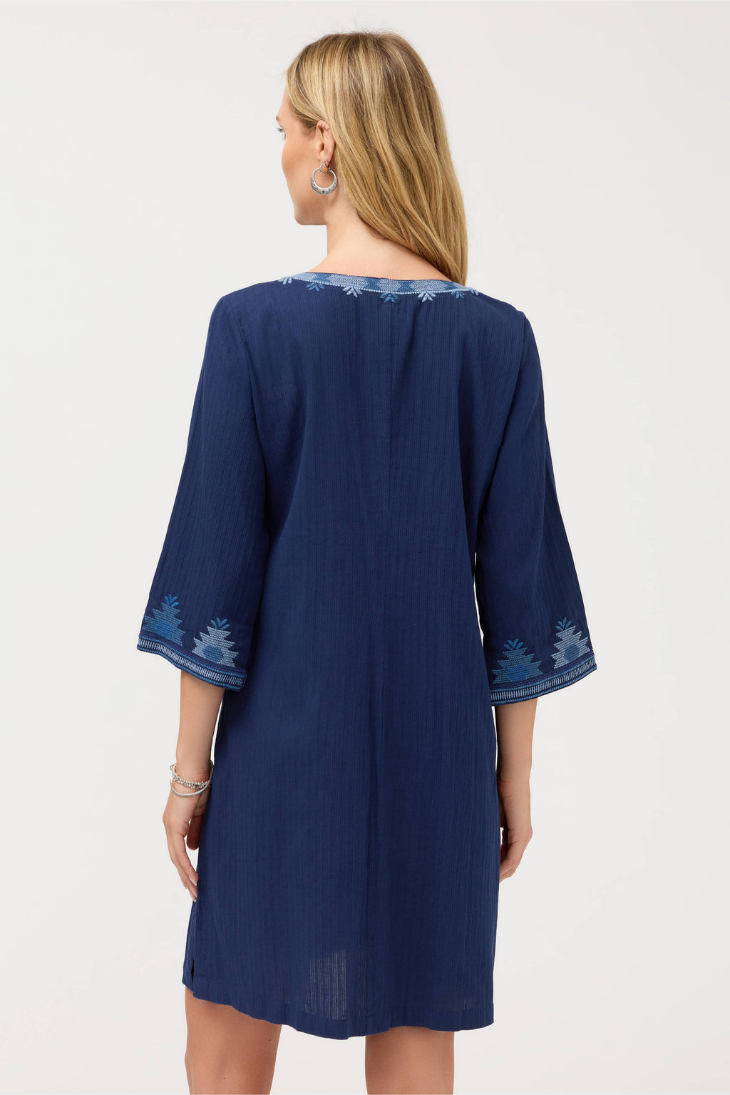 solange-minimalist-back-silhouette-with-intricate-embroidered-neckline-border-ayra